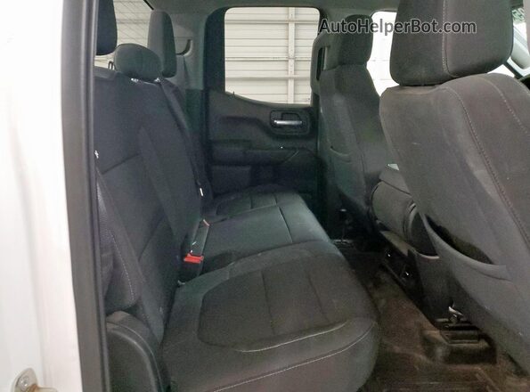 1GCRWAEF6MZ338397 2021 CHEVROLET ALL MODELS Белый Вид задней части салона