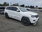 2019 Jeep Grand Cherokee Laredo Двухцветный vin: 1C4RJEAGXKC707606