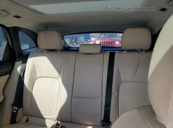 SADCJ2GX2JA235136 2018 JAGUAR F-PACE White Vista interior trasera