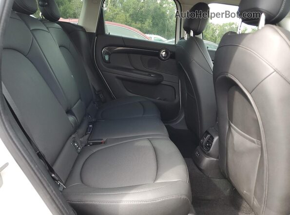 WMZ53BR08R3R94033 2024 MINI COOPER White Vista del compartimento del motor