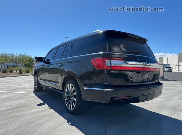 5LMJJ3HT9JEL12364 2018 LINCOLN NAVIGATOR Черный Передняя правая четверть