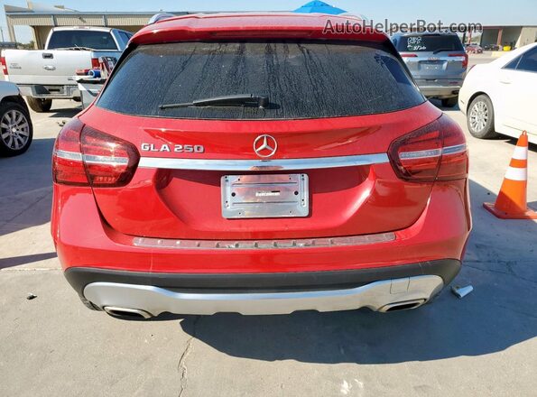 WDCTG4EB5JJ490306 2018 MERCEDES-BENZ GLA Red Vista interior delantera