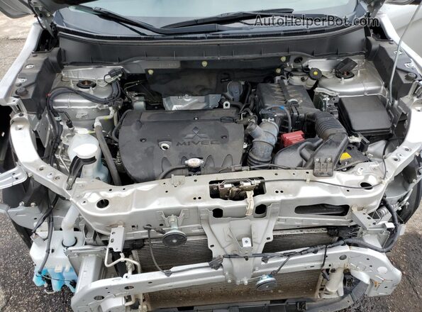 JA4APVAU6MU034208 2021 MITSUBISHI OUTLANDER Silver Вид підкапотного простору