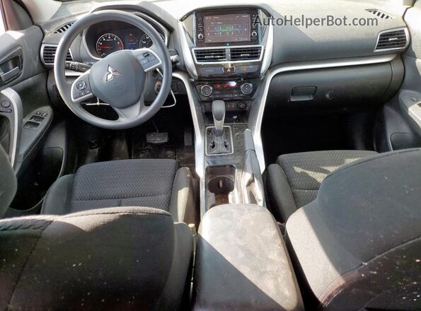 JA4AS3AA5LZ022772 2020 MITSUBISHI ECLIPSE Красный Вид панели приборов