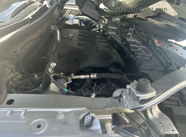 JA4ATWAA8RZ069754 2024 MITSUBISHI ECLIPSE Серебряный Вид салона спереди