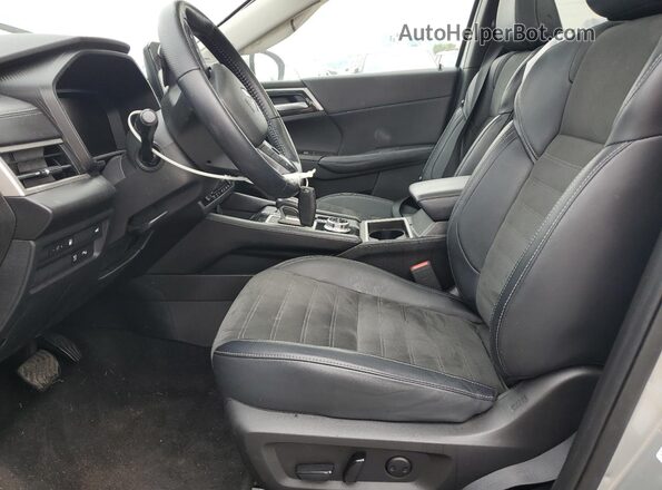 JA4T5UA92PZ058159 2023 MITSUBISHI OUTLANDER Серебряный Вид салона спереди