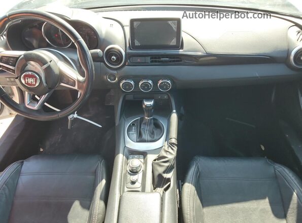 JC1NFAEK0H0105912 2017 FIAT 124 Белый Вид панели приборов