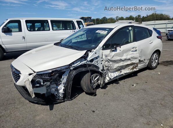 JF1GUABC8S8276274 2025 SUBARU IMPREZA Белый Передняя левая четверть