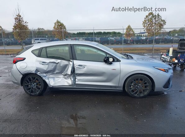 JF1GUHJC9S8219057 2025 SUBARU IMPREZA Серебряный Вид задней части салона