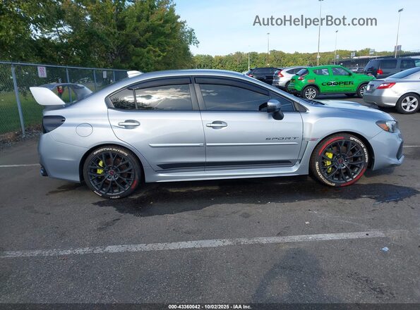 JF1VA2M6XJ9805746 2018 SUBARU WRX STI Серый Вид задней части салона