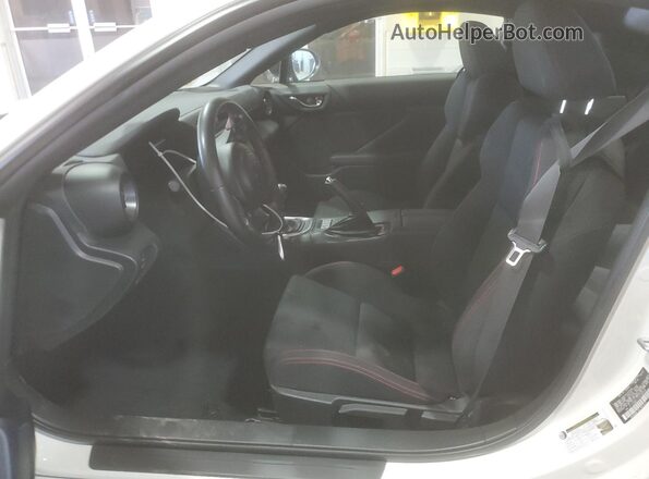 JF1ZDBB11P9700974 2023 SUBARU BRZ Белый Вид салона спереди