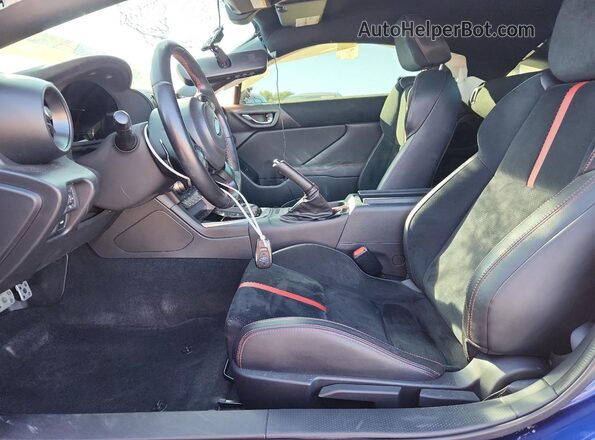 JF1ZDBF1XP8700276 2023 SUBARU BRZ Синий Вид салона спереди