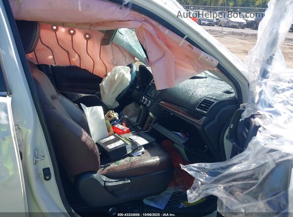 JF2SJAWC4JH494025 2018 SUBARU FORESTER 2.5I TO White Widok wnętrza z przodu