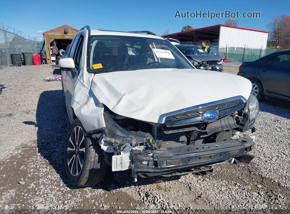JF2SJGEC9HH415656 2017 SUBARU FORESTER2. Белый Вид спереди