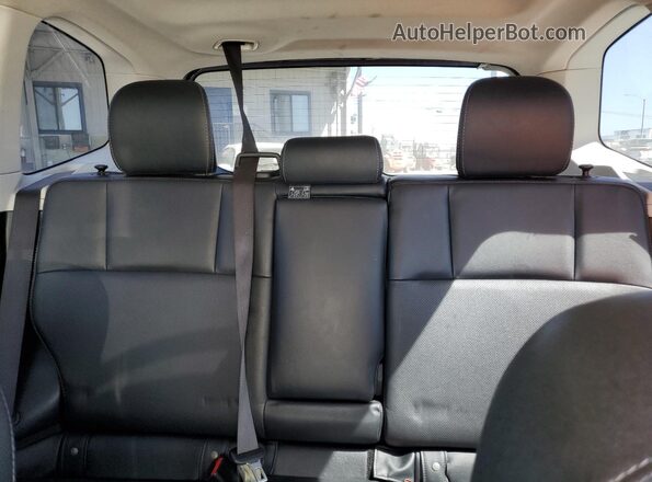 JF2SJGVC2GH473252 2016 SUBARU FORESTER2. Silver უკანა სავარძლების ხედი