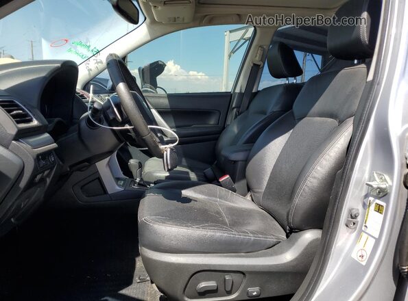 JF2SJGVC2GH473252 2016 SUBARU FORESTER2. Silver წინა სალონის ხედი