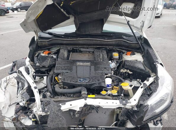 JF2SJGXC2GH540932 2016 SUBARU FORESTER2. Белый Вид сзади
