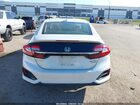 2018 Honda Clarity Plug-in Hybrid Touring Белый vin: JHMZC5F35JC012429
