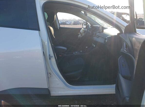 JM1DKDB75L1470178 2020 MAZDA CX-3 White Vista interior delantera