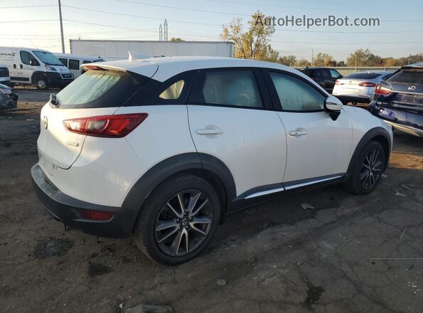 JM1DKFD7XJ0304489 2018 MAZDA CX-3 Белый Задняя правая четверть