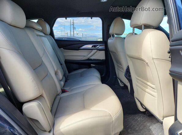 JM3TCBDY1J0200975 2018 MAZDA CX-9 Blue Rear interior view