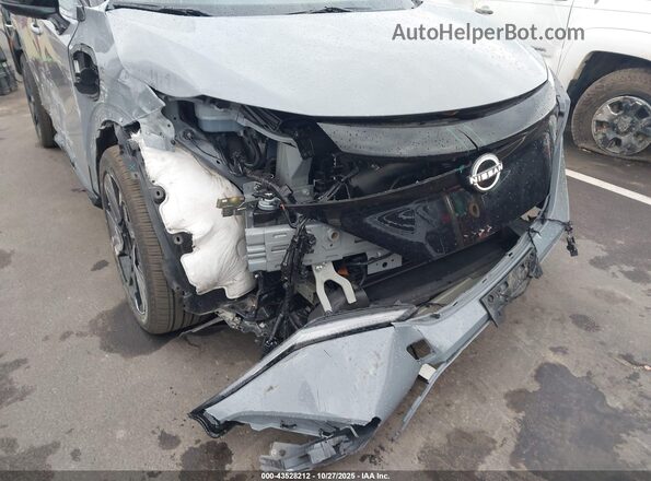 JN1DF0CD2PM701000 2023 NISSAN OTHER Light Blue Widok z przodu