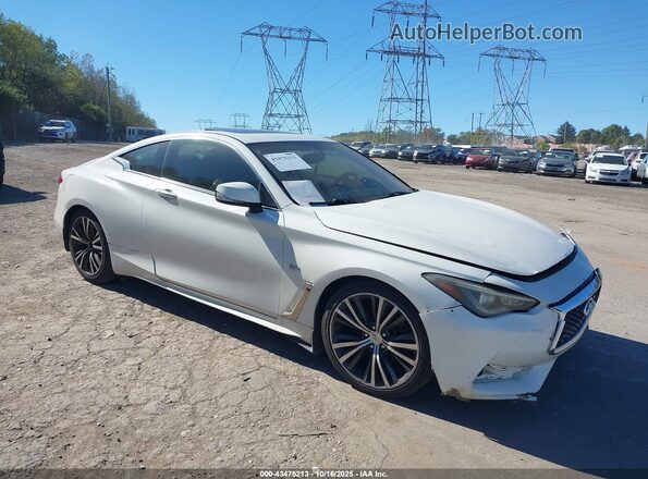 JN1EV7EK9JM340545 2018 INFINITI Q60 Белый Передняя правая четверть