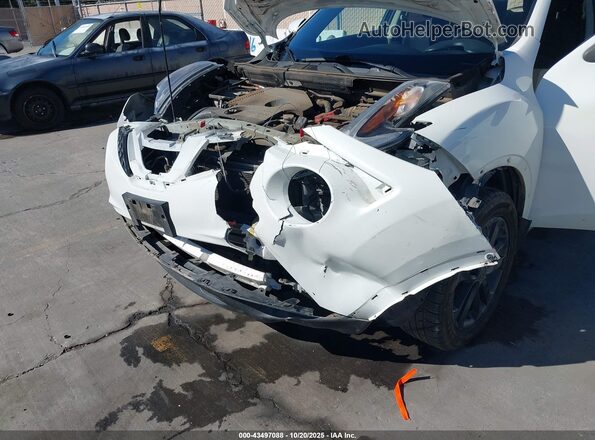 JN8AF5MR7HT705238 2017 NISSAN JUKE White Вид спереду