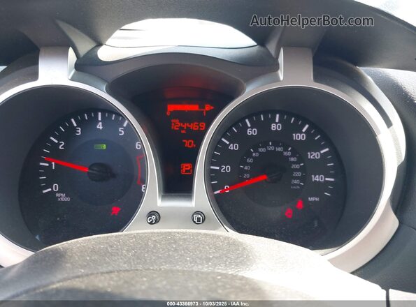 JN8AF5MV8HT753652 2017 NISSAN JUKE Black Widok tylnych siedzeń