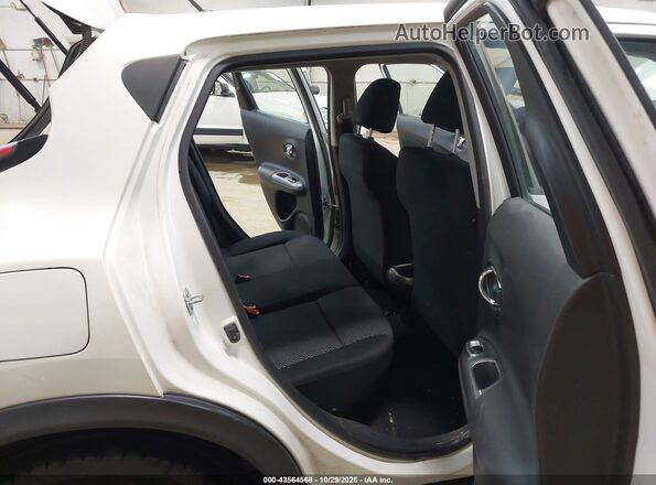 JN8AF5MV8HT754400 2017 NISSAN JUKE White VIN კოდის სტიკერის ხედი