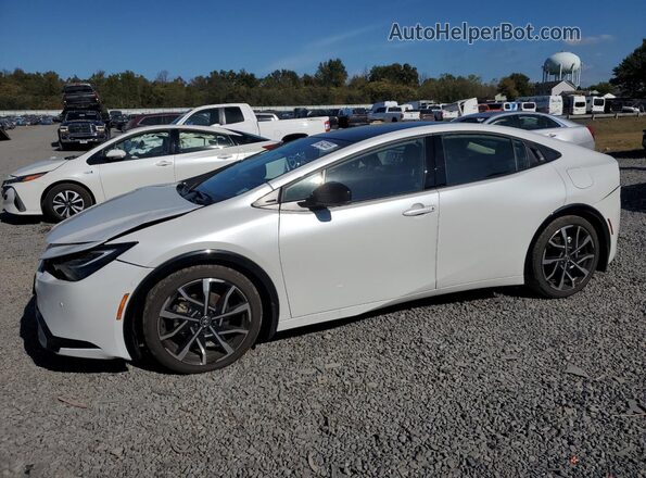JTDACACU9S3043379 2025 TOYOTA PRIUS Белый Передняя левая четверть