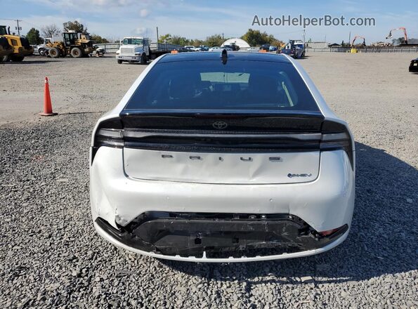 JTDACACU9S3043379 2025 TOYOTA PRIUS Белый Вид сзади