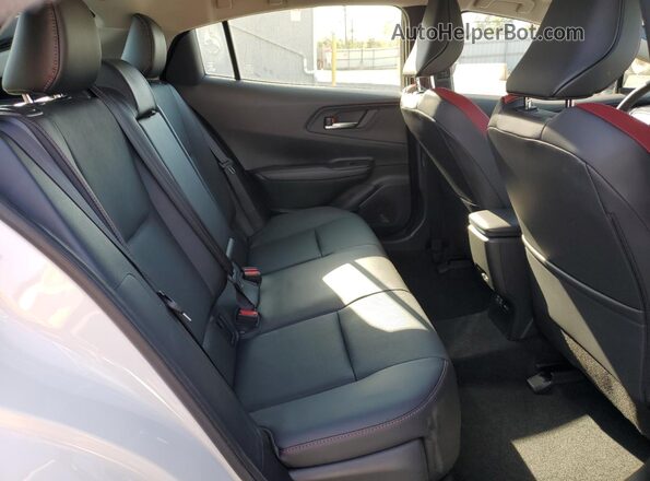 JTDACACU9S3043379 2025 TOYOTA PRIUS Белый Вид задних сидений