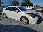 2022 Toyota Corolla Le White vin: JTDEPMAE5N3026490