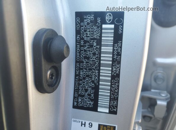 JTDKAMFU7M3137514 2021 TOYOTA PRIUS Silver Vista de la etiqueta del VIN