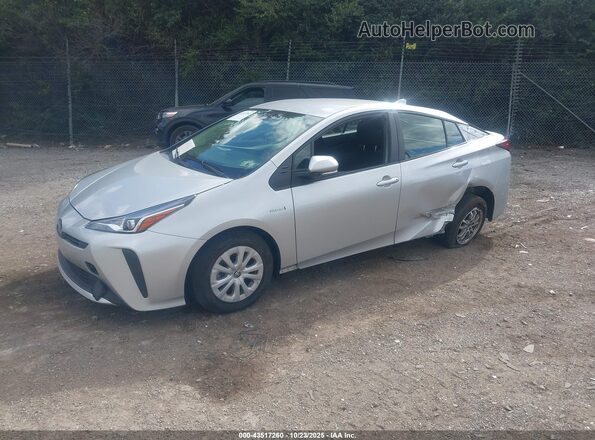 JTDKAMFU8N3160348 2022 TOYOTA PRIUS Silver Vista tres cuartos delantera izquierda