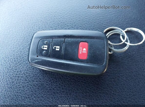 JTEEU5JR1N5275337 2022 TOYOTA 4RUNNER Серебряный Вид панели приборов