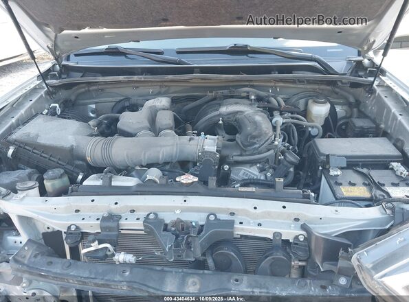 JTEEU5JR1N5275337 2022 TOYOTA 4RUNNER Серебряный Вид сзади