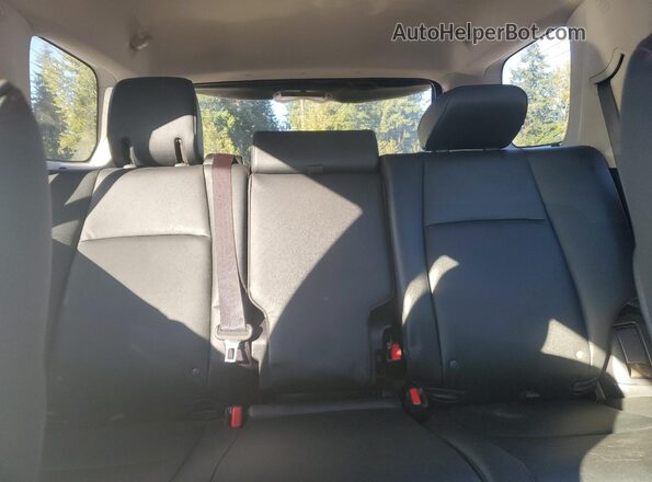 JTERU5JR0R6275993 2024 TOYOTA 4RUNNER Белый Вид задних сидений