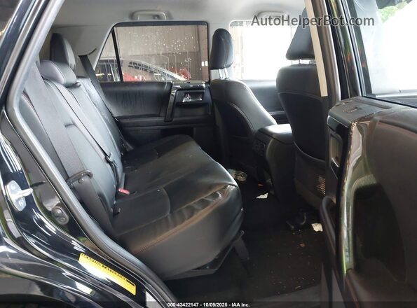JTERU5JR5N6007404 2022 TOYOTA 4RUNNER Black Widok naklejki z numerem VIN