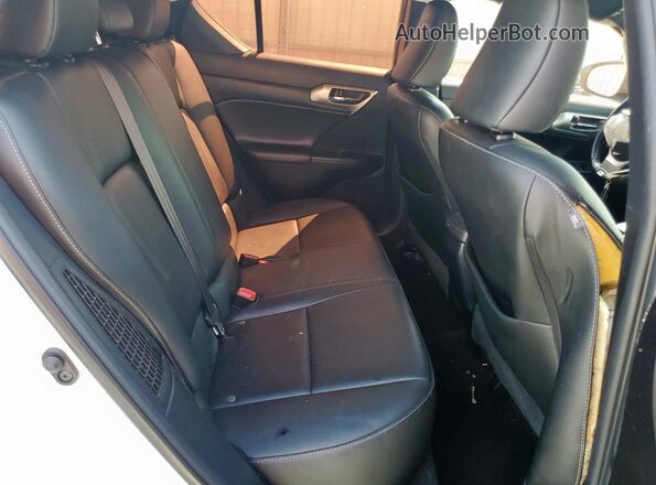 JTHKD5BH6G2267797 2016 LEXUS CT Белый Вид задних сидений