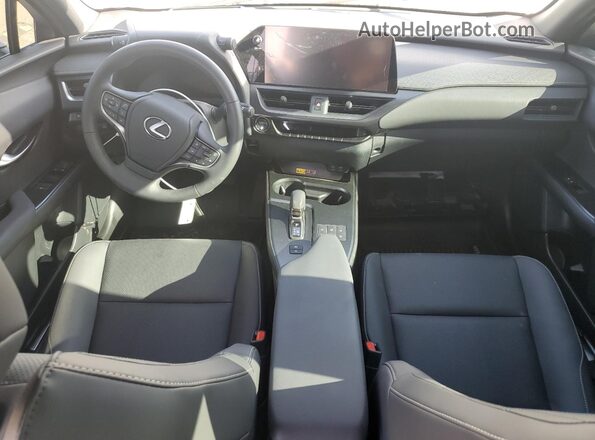 JTHUCJDH1S2011089 2025 LEXUS UX Белый Вид панели приборов