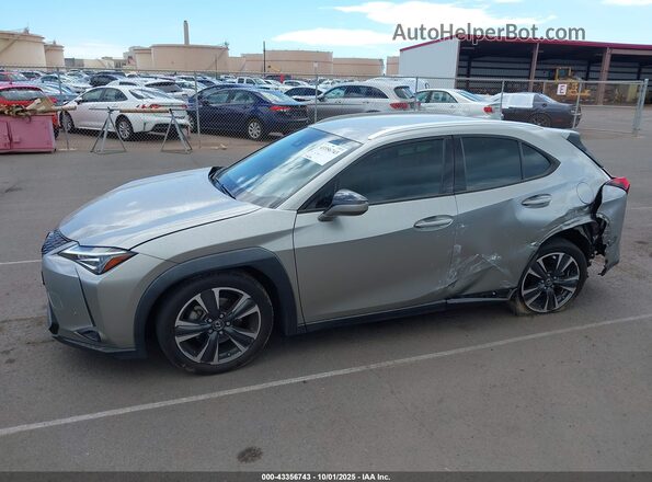 JTHX6JBH2L2065607 2020 LEXUS UX 250H Серебряный Вид спереди