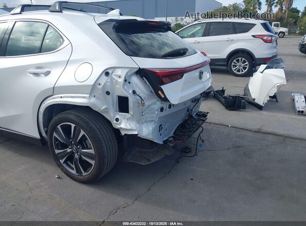 JTHX6JBH2R2163545 2024 LEXUS UX 250H White Вид спереду