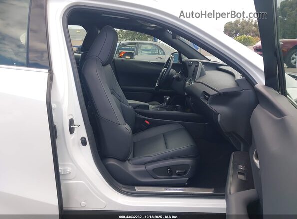 JTHX6JBH2R2163545 2024 LEXUS UX 250H White Вид салону спереду