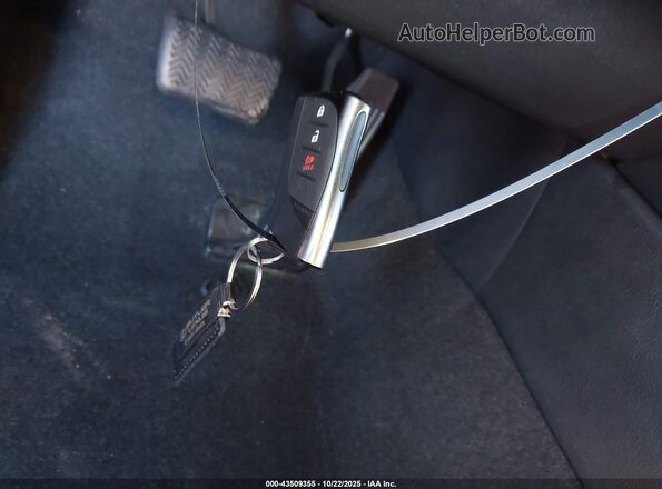 JTHY3JBH3K2010336 2019 LEXUS UX 200 Silver Առջևի վահանակի տեսք
