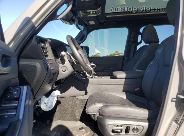 JTJVBCDX8R5007896 2024 LEXUS GX Серый Вид салона спереди