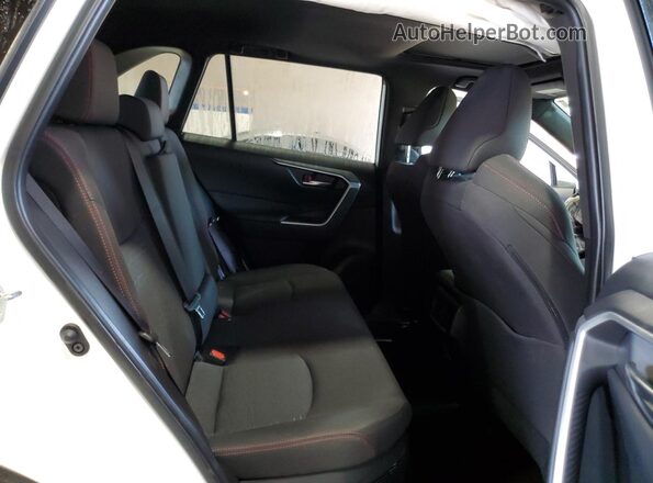 JTMAB3FV2SD251505 2025 TOYOTA RAV4 White Vista interior trasera