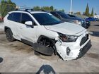 2024 Toyota Rav4 Hybrid Xle Premium White vin: JTMB6RFV7RD550381