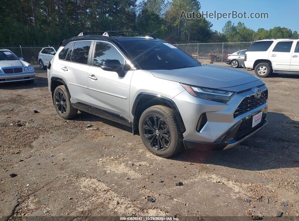 JTME6RFV5PJ038761 2023 TOYOTA RAV4 HYBRID Серебряный Передняя правая четверть
